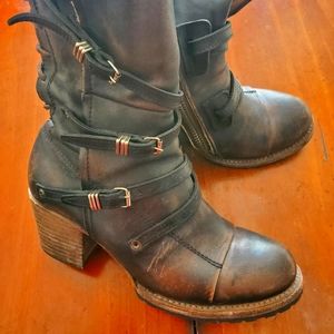 Freebird boots.  Black/brown size 10.  All leather block heeled boots.
